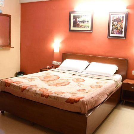 Hotel Ganesh Palace Mysore Eksteriør bilde